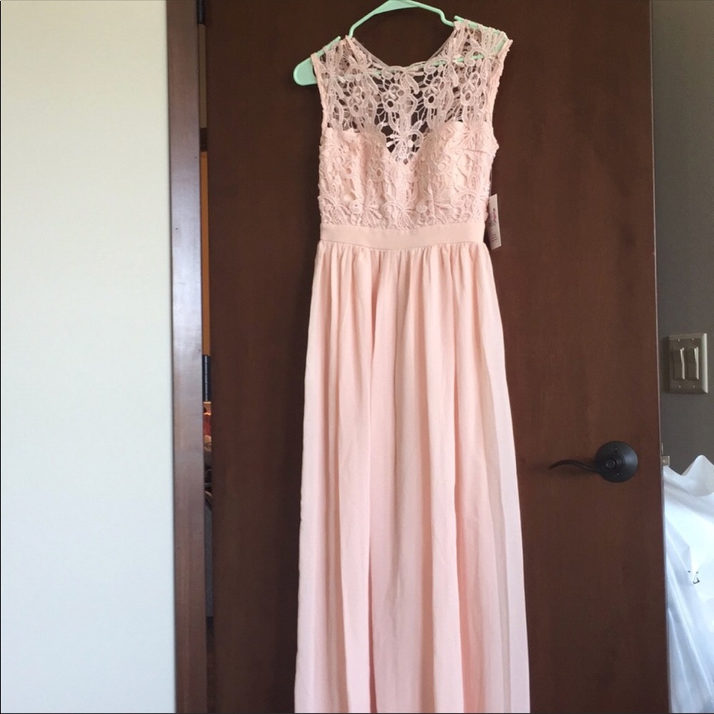 Blush dress - Picture 6 of 8